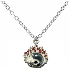Kırmızı Alevli Ying Yang Sembolü Unisex Kolye – 60 cm Zincirli, Zamak Metal Aşk ve Denge Temalı Takı
