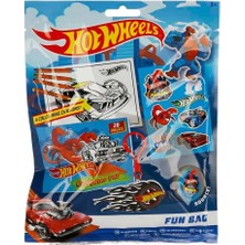 S'82 Hot Wheels Eğlence Paketi