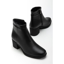 Dilimler Ayakkabı Kadın Kalın Topuklu Bot Siyah Yüzüdüz Bağsız Termo Taban