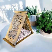 Feyza Design Sevimli ve Şık Üçgen Ev, Evcil Hayvanlar Için Konforlu Tasarım