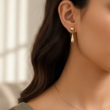 Modern Sanatsal Kadın Küpe – Asimetrik Damlacık Tasarımlı Gümüş Renk Zarif Küpe