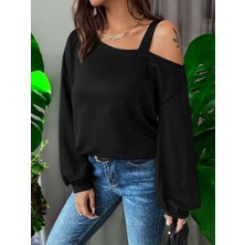 Stilvibe Kadın Uzun Kollu Tek Omuzu Açık Siyah Viskon Bluz 58 cm