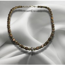 Reina Del Corazen El Yapımı Doğal Hematit Antik Gümüş Kolye  – Otantik Tasarım, Tarihî Ilhamlı, Bolluk ve Huzur Enerjili Şık Takı