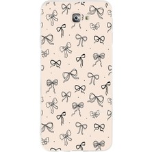 TechTree Samsung Galaxy J7 Prime Uyumlu Siyah Fiyonk Desenli Krem Rengi Baskılı Silikon Kılıf