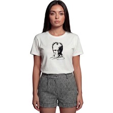Color Luxe ''mustafa Kemal Atatürk'' Imzalı Silüet Baskılı %100 Pamuk Rahat Kesim Premium Kadın Tişört