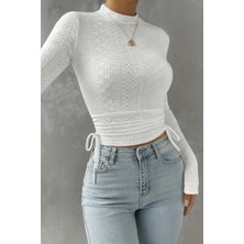 Wildco Beyaz Dantel Desenli Uzun Kollu Crop Bluz, Beyaz Nakış Desenli Yan Büzgülü Likralı Bluz, Şık Beyaz Üst