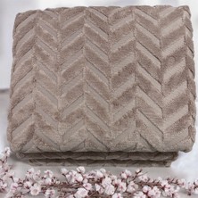 Kumaşçıtr Kaymaz Tabanlı Well Soft Koltuk & Çekyat Örtüsü 170×215 cm – Zigzag Desen Cappuccino