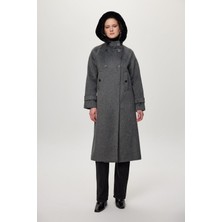 Zühre Kürk Yaka Düğme Detaylı Kaban