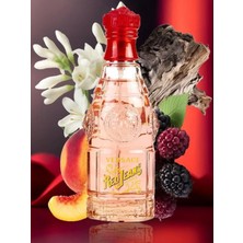 Versace Kadınlara Özel Red Jeans Edt Parfüm 75ML