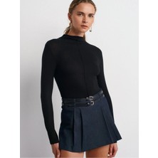 Esila Moda Kadın Siyah Parmak Geçmeli Body