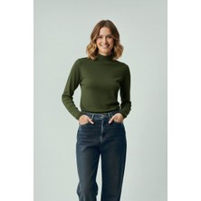 Wekame Kadın Yarım Balıkçı Yaka Yumuşak Triko Kazak