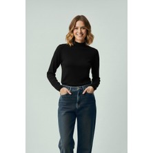 Wekame Kadın Yarım Balıkçı Yaka Yumuşak Triko Kazak