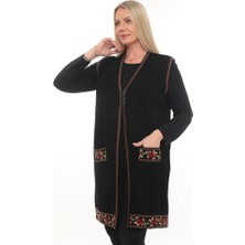 Siyah Güllü Nakışlı Kışlık Kalın Düğmeli Uzun Cepli Triko Anne Yelek