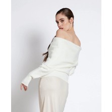 Esila Moda Kadın Ekru Madonna Yaka Şardonlu Kazak