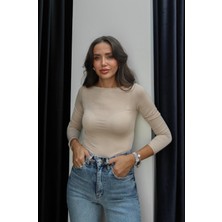 Havoş Bej Kayık Yaka Transparan Bluz