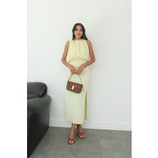 Havoş Sarı Üstü Büzgü Detaylı Elbise