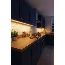 Onerous Dekoratif ve Pratik: 5 Metre Adaptörlü Günışığı Mutfak LED Seti