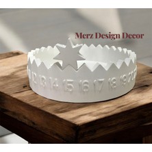 Merz Design Decor Dekoratif Minimalist Yıldız Detaylı Beton Masa Takvimi