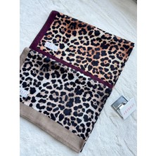 Tesettür Leopar Desenli Pamuklu Şal 2 Li Set ve Shalby Makyaj Aynası