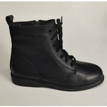 Lucciola Kadın Hakiki Deri Bağcıklı Siyah Deri Bot