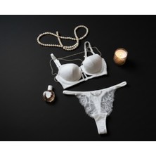 Reyn Beyaz Dantel, Askısı Taş Detaylı Destekli Sütyen ve Tanga Takımı