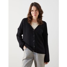 Lc Waikiki Yeni Sezon V Yaka Oversize Kadın Triko Hırka