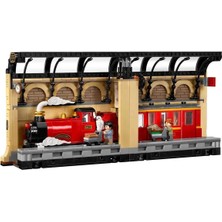 LEGO Harry Potter Kitaplık Dekoru: Hogwarts Ekspresi 76450