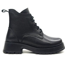 DONDUK Kadın Hakiki Gerçek Deri Bağcıklı Fermuarlı Kısa Siyah Bot