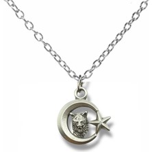 Ay Yıldız ve Bozkurt Figürlü Kolye – Gümüş Renk Türk Motifli Unisex Metal Takı