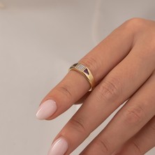 Hakan Mücevherat Ortası Taşlı 14 Ayar Altın Yüzük