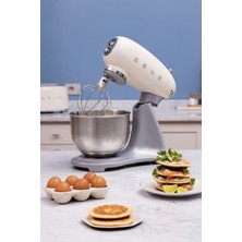 smeg 50's Style Steady-Mix 4,8 L Krem SMF04 Stand Mikser Mutfak Şefi