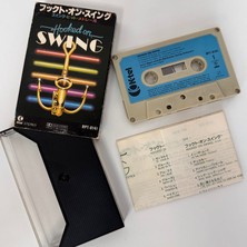 Larry Elgart And His Manhattan Swing Orchestra – Hooked On Swing Kaset