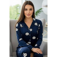 Lacivert Pengiu Desenli Exclusive Önden Düğmeli Kadife Kadın Pijama Takımı