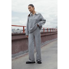 Nisan Triko Gömlek Detaylı Triko Kazak