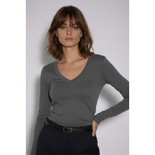 Babokah x Ngulincetin V Yaka Uzun Kol Üst