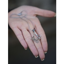 Elegance Serisi Kadın Kolye