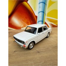 Scntoys Sürtmeli Sesli Işıklı Oyuncak Tofaş Araba Açılan Kapılar 20CM Murat 124 Lada Benzeri Oyuncak Araba