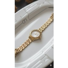 Leerybee Klasik Tarz Seven Kadınlar Için Şık  ve Zarif Kol Saati