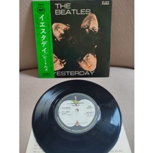 Plakperest The Beatles - Yesterday / Act Naturally 1970 Nadir Japonya Basım 4 Parçalık Ep Plak - Obi’li Dönem Plak