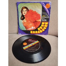 Plakperest Neşe Karaböcek – Demiyom Mu / Artık Bu Solan Bahçede - 1974 Türkiye Basım  45 Lik Plak