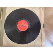 Plakperest Ahmet Üstün - Kaçma Sevgilim / Bana Aşkın Şarabını - 78 Devir Taş Plak