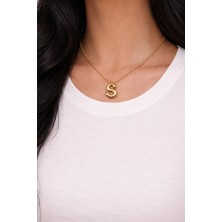 Stilly Kararmaz Çelik S Harf Balon Kolye