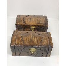 Lebron El Işçiliği Oymalı Ahşap Takı ve Anı Sandığı – Ceviz Renk Küçük