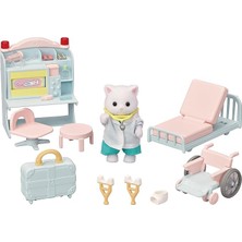 Wishora Store Sylvanian Families 5705 Landdoktor Figürlü Oyun Seti - Oyuncak Bebek Evi Oyun Seti
