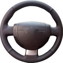 İskender Oto Aksesuar Direksiyon Kılıfı Ford Fiesta (2004 - 2008) Kapaklı - kapaksız Sport Siyah dikişli model Detay deri direksiyon