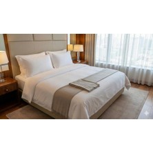 Miabella Home Premium Otel Tipi Nevresim Takımı %100 Pamuk Saten  Düz Beyaz 4 Yastıklı Çift Kişilik Nevresim Takımı