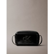 Calvin Klein Kadın Çapraz Çanta LV04F3331GUB1