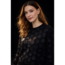 Studio Fashion 1988 Kadın Siyah Bisiklet Yaka Üç Boyutlu Çiçek Aplikeli Kazak