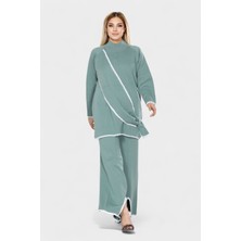 Newco Asimetrik Şerit Desenleri ve Paça Yırtmaç Detaylarıyla Modern Tasarım Triko Ikili Takım - Çağla