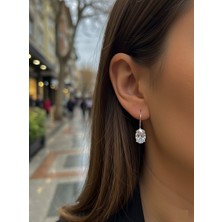 Erer Gümüş Gümüş Oval 12X8 mm 4,5 Carat Sallantılı Tektaş Küpe